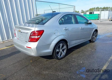 2018 Chevrolet Sonic Premier Auto из США, поврежденный, VIN 1G1JF5SB6J4138045